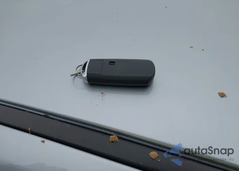 2019 Toyota Yaris Le из США, поврежденный, VIN 3MYDLBYV8KY517805